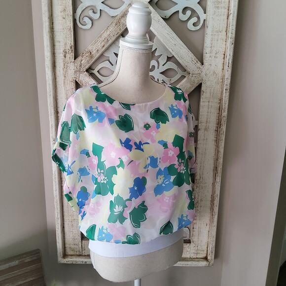Joseph A. Women's Short Sleeve Dolman Blouson Banded Blouse Top in Pastel Floral - Picture 1 of 11